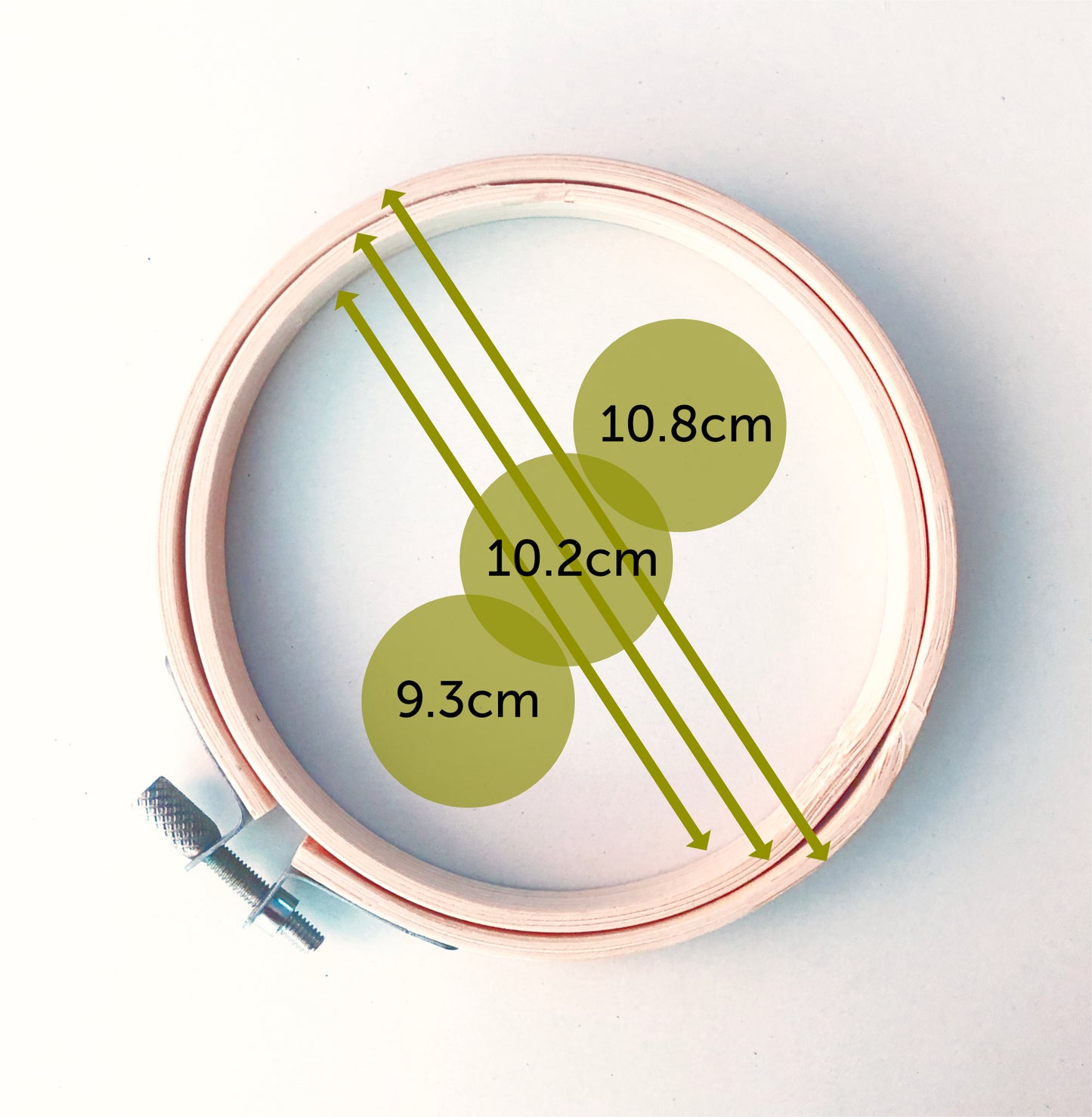A 10cm wood embroidery hoop is a small, circular frame made of two concentric wooden rings. The outer ring usually has a metal screw that can be tightened to secure fabric between the rings. The 10cm (4-inch) diameter makes it ideal for small-scale embroidery or mending work.
When used for darning, the hoop holds fabric taut, making it easier to repair holes or worn areas—especially in sweaters, or woven garments. It keeps the fabric stretched evenly.