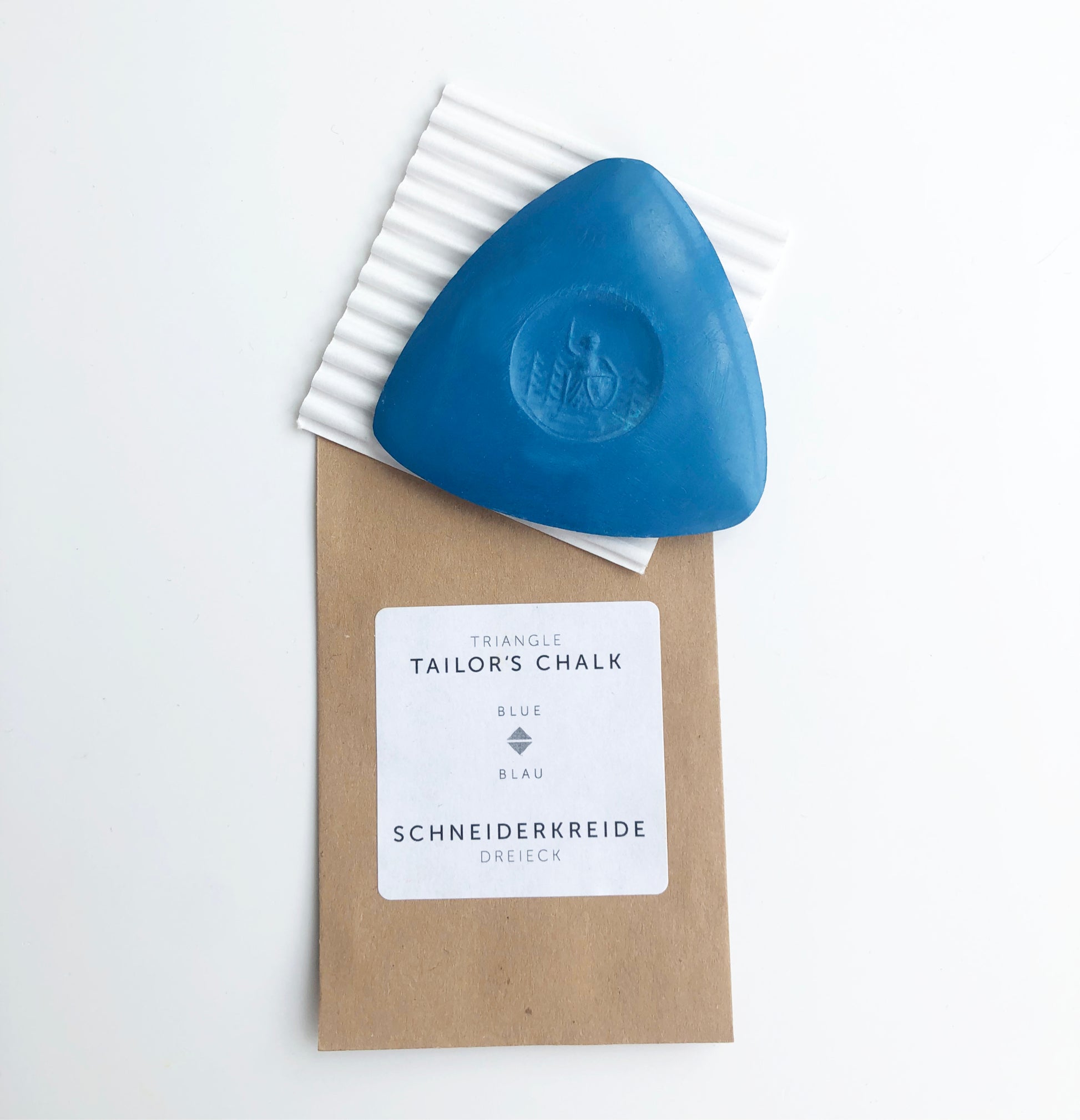 High-quality Japanese tailor’s chalks are revered worldwide by professional tailors for their precision, and smooth performance on fabrics. They are formulated to retain a sharp edge, allowing for precise marking of fine lines, curves, and intricate tailoring patterns. They come in paper bags, no plastic packagings.