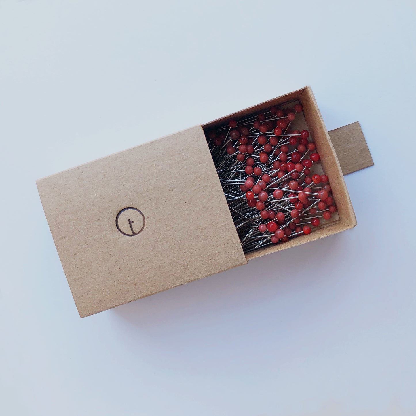 Glass Head Pins · RED · M