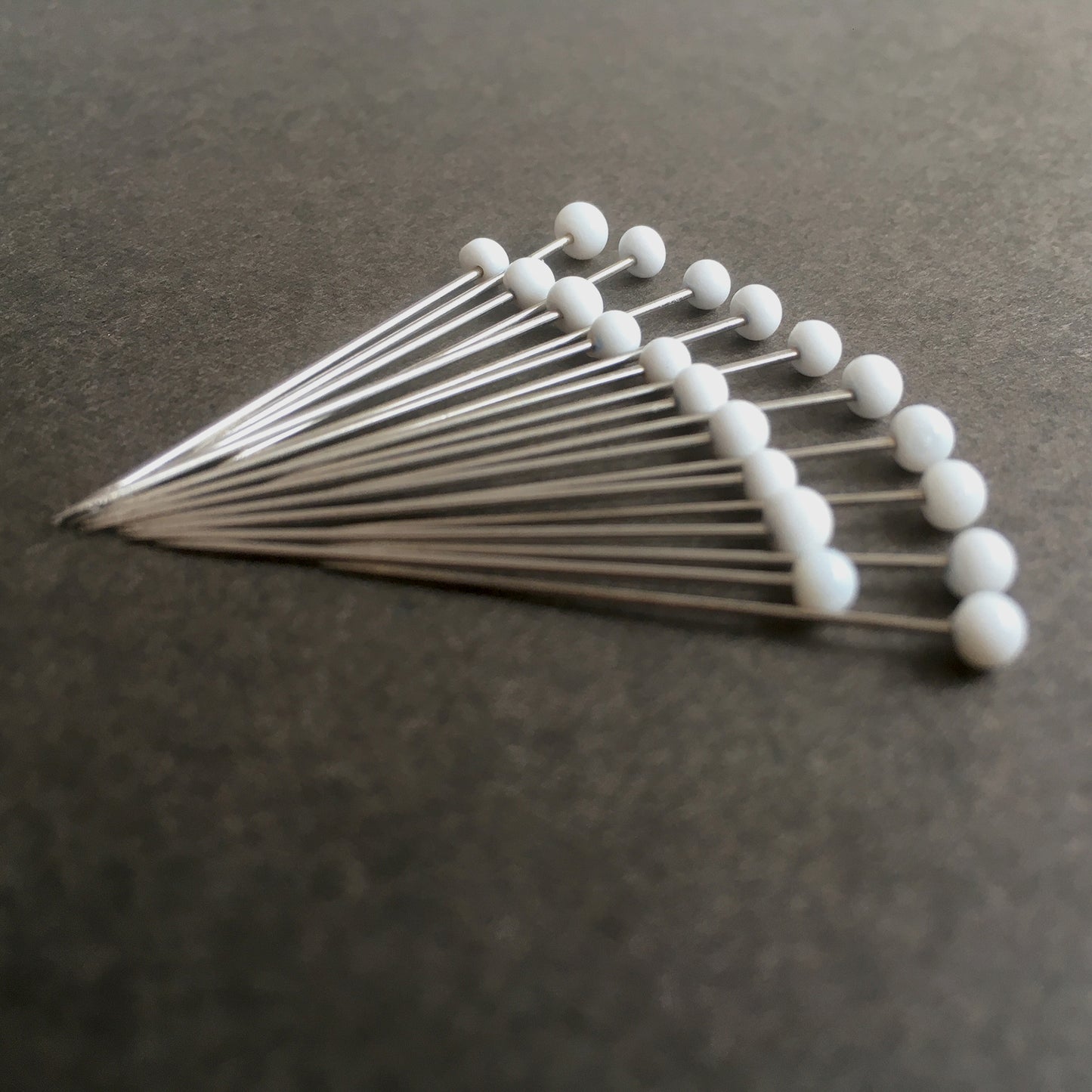 Glass Head Pins · WHITE · S