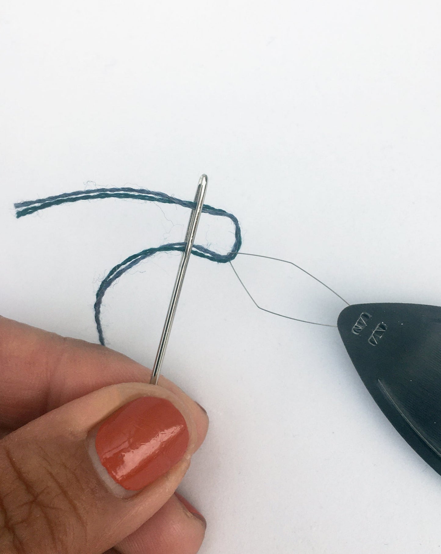 Needle Threader