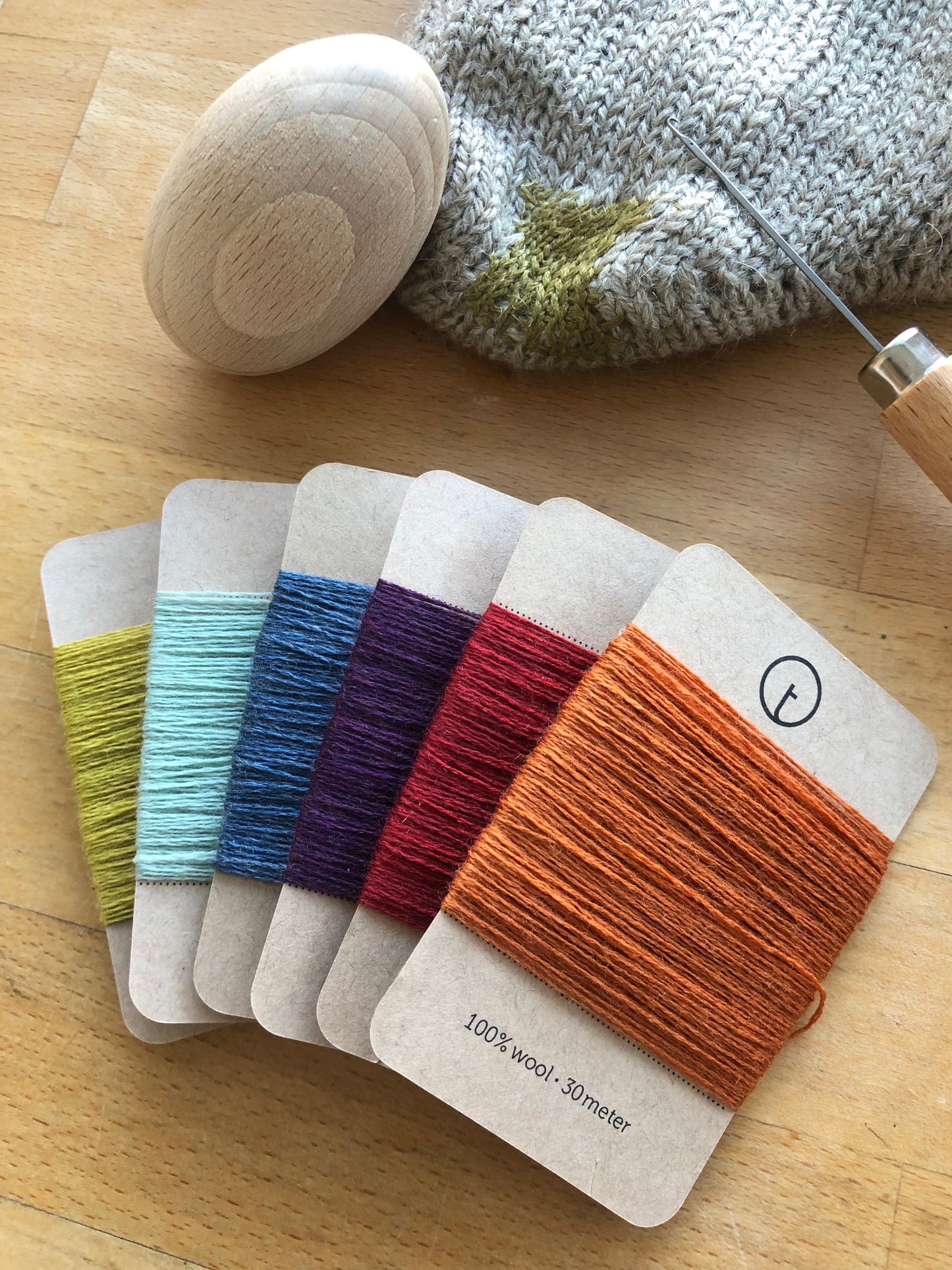 Repair your wool garment with toolly's wool 100% darning yarn